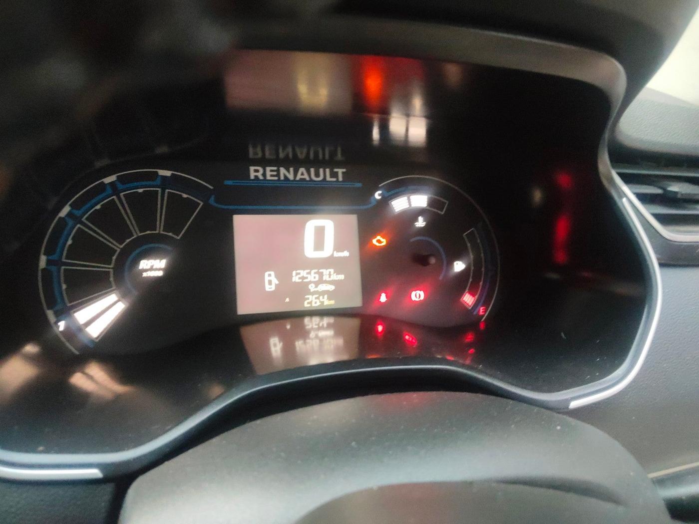 2020 Renault TRIBER RXL MT, Petrol, Manual, 1,25,670 km, interior