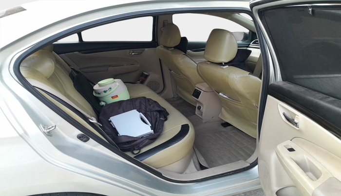 2016 Maruti Ciaz VDI+ SHVS, Diesel, Manual, 1,97,645 km, interior