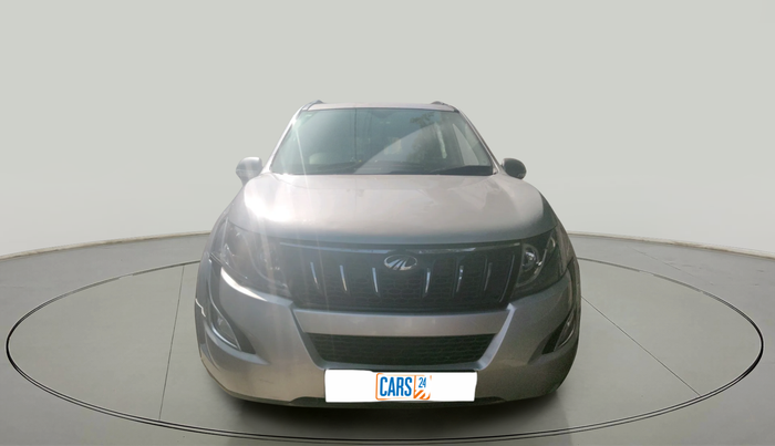 2018 Mahindra XUV500 W10 AT, Diesel, Automatic, 42,545 km, exterior