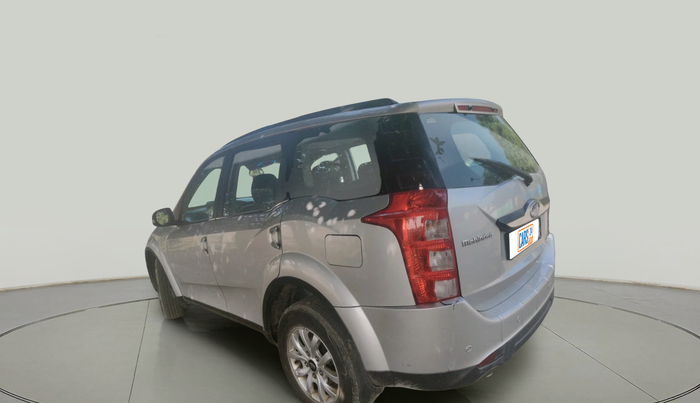2018 Mahindra XUV500 W10 AT, Diesel, Automatic, 42,545 km, exterior
