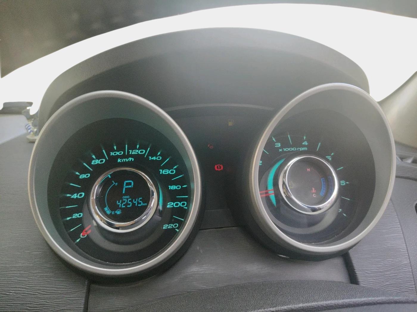 2018 Mahindra XUV500 W10 AT, Diesel, Automatic, 42,545 km, interior