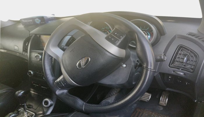 2018 Mahindra XUV500 W10 AT, Diesel, Automatic, 42,545 km, interior
