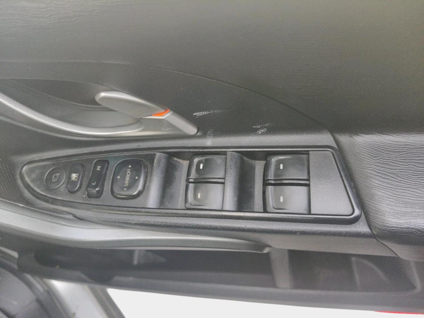 2018 Mahindra XUV500 W10 AT, Diesel, Automatic, 42,545 km, interior