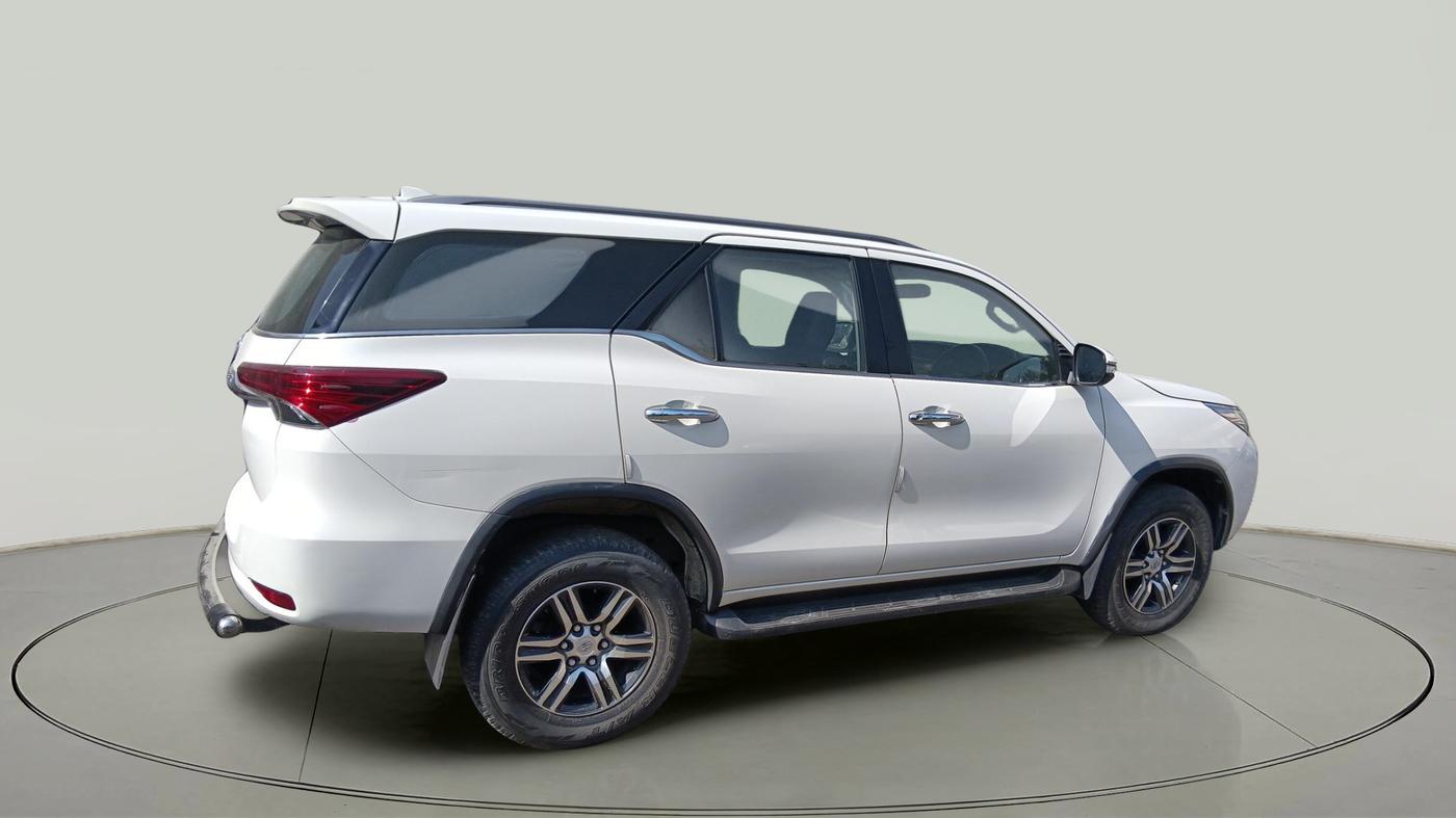 2017 Toyota Fortuner 2.8 4X2 AT, Diesel, Automatic, 62,388 km, exterior