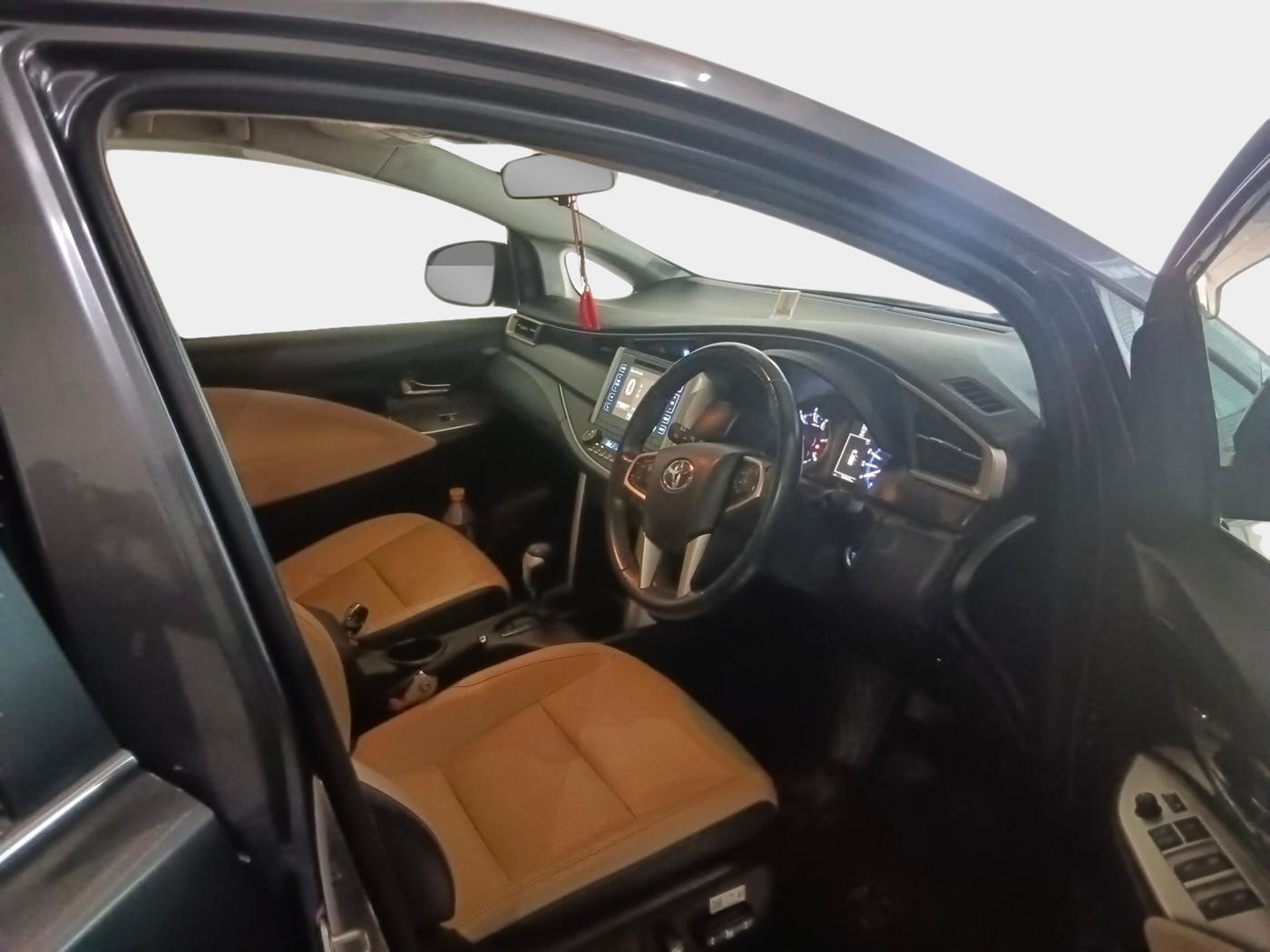 2019 Toyota Innova Crysta 2.8 ZX AT 7 STR, Diesel, Automatic, 41,000 km, interior