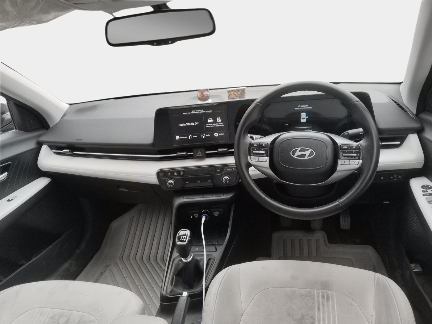 2024 Hyundai Verna SX 1.5 l MPI, Petrol, Manual, 20,023 km, interior