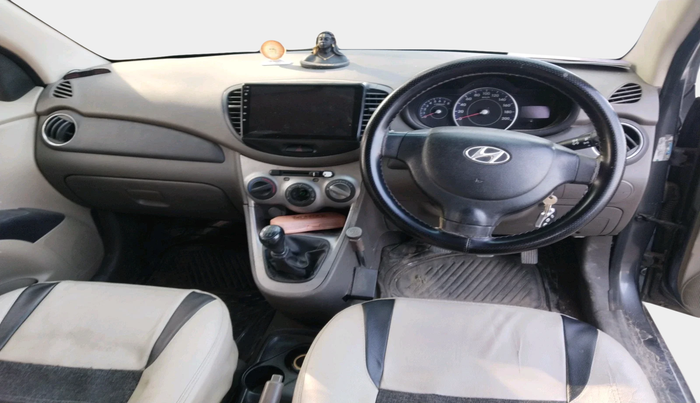 2011 Hyundai i10 MAGNA 1.2, Petrol, Manual, 97,232 km, interior