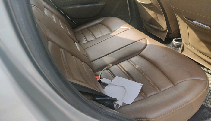 2019 Renault Duster 110 PS RXS 4X2 AMT DIESEL, Diesel, Automatic, 1,35,213 km, interior