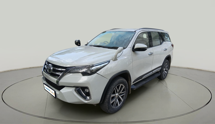 2017 Toyota Fortuner 2.8 4X4 AT, Diesel, Automatic, 1,47,917 km, exterior