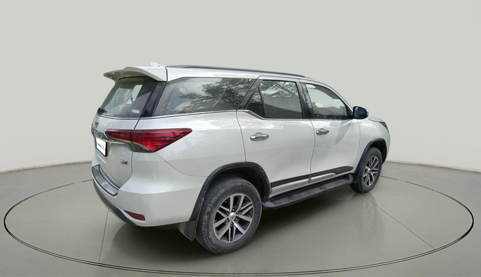 2017 Toyota Fortuner 2.8 4X4 AT, Diesel, Automatic, 1,47,917 km, exterior