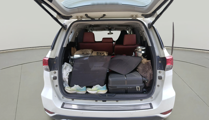 2017 Toyota Fortuner 2.8 4X4 AT, Diesel, Automatic, 1,47,917 km, exterior