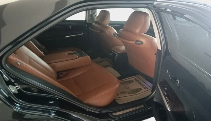 2018 Toyota Camry HYBRID, Hybrid, Automatic, 1,42,056 km, interior