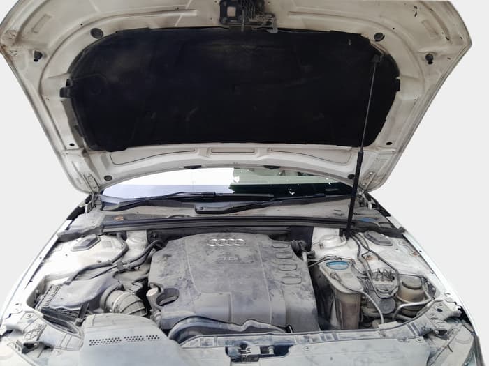2010 Audi A4 2.0 TDI, Diesel, Automatic, 1,95,700 km, exterior