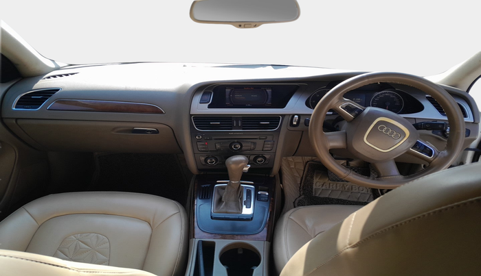 2010 Audi A4 2.0 TDI, Diesel, Automatic, 1,95,700 km, interior
