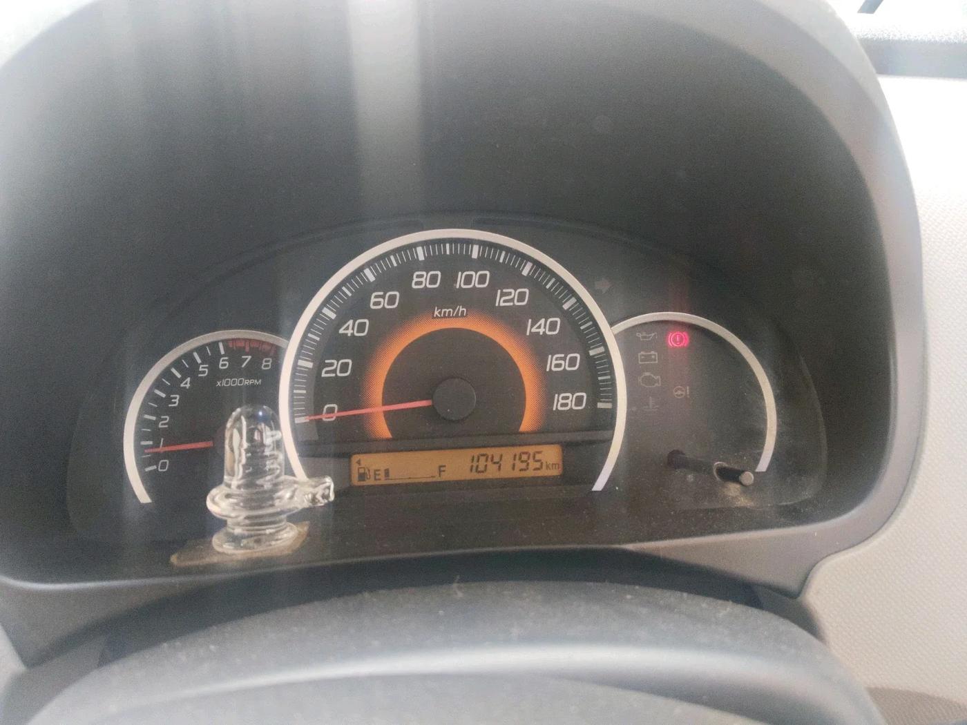2013 Maruti Wagon R 1.0 VXI, CNG, Manual, 1,04,195 km, interior