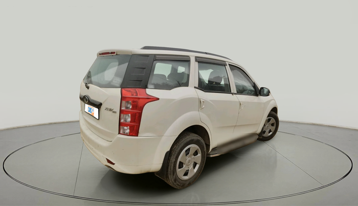 2018 Mahindra XUV500 W4, Diesel, Manual, 86,955 km, exterior