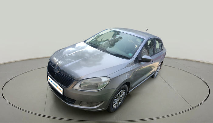 2013 Skoda Rapid AMBITION 1.6 MPI MT PLUS, Petrol, Manual, 1,11,486 km, exterior