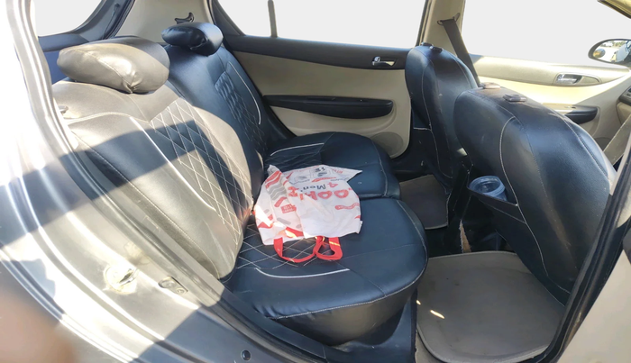 2012 Hyundai i20 SPORTZ 1.2, Petrol, Manual, 94,000 km, interior