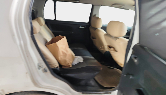 2011 Maruti Wagon R 1.0 LXI CNG, Petrol, Manual, 2,10,514 km, interior