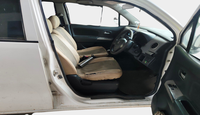 2011 Maruti Wagon R 1.0 LXI CNG, Petrol, Manual, 2,10,514 km, interior