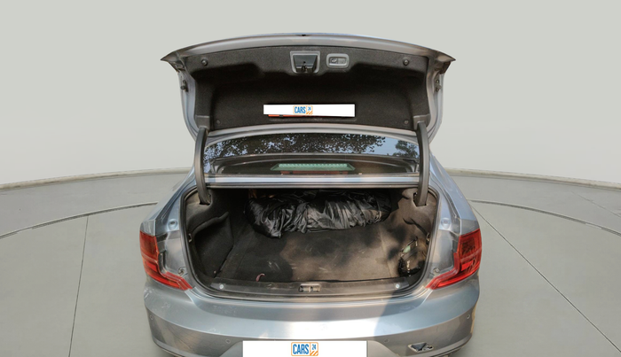 2018 Volvo S90 D4 INSCRIPTION , Diesel, Automatic, 1,16,812 km, exterior