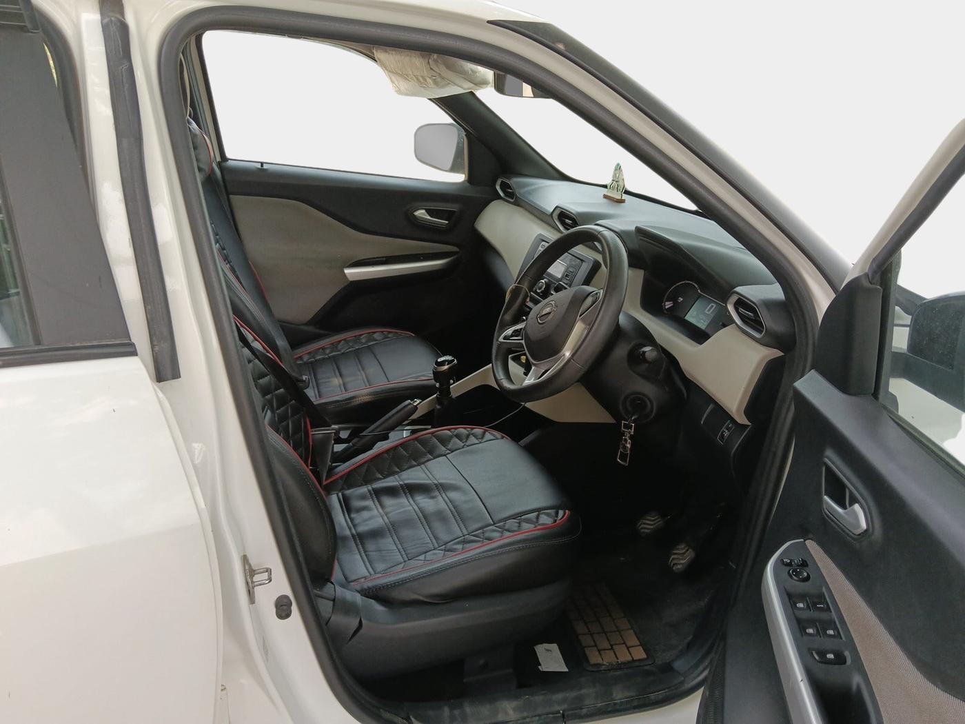 2021 Nissan MAGNITE XL, Petrol, Manual, 40,242 km, interior
