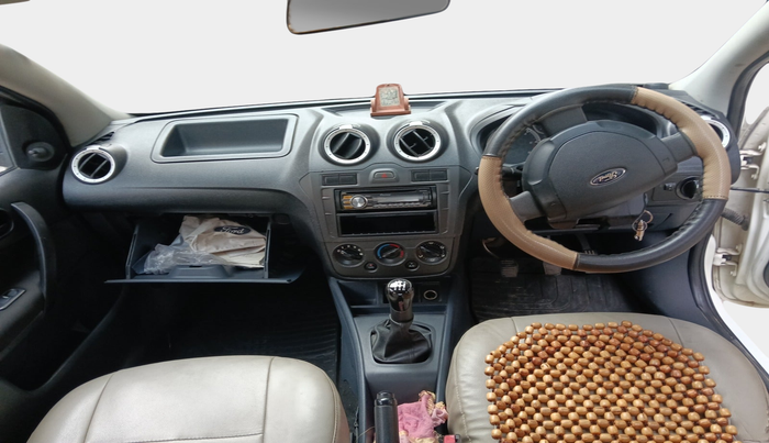 2014 Ford Fiesta AMBIENTE DIESEL, Diesel, Manual, 95,207 km, interior