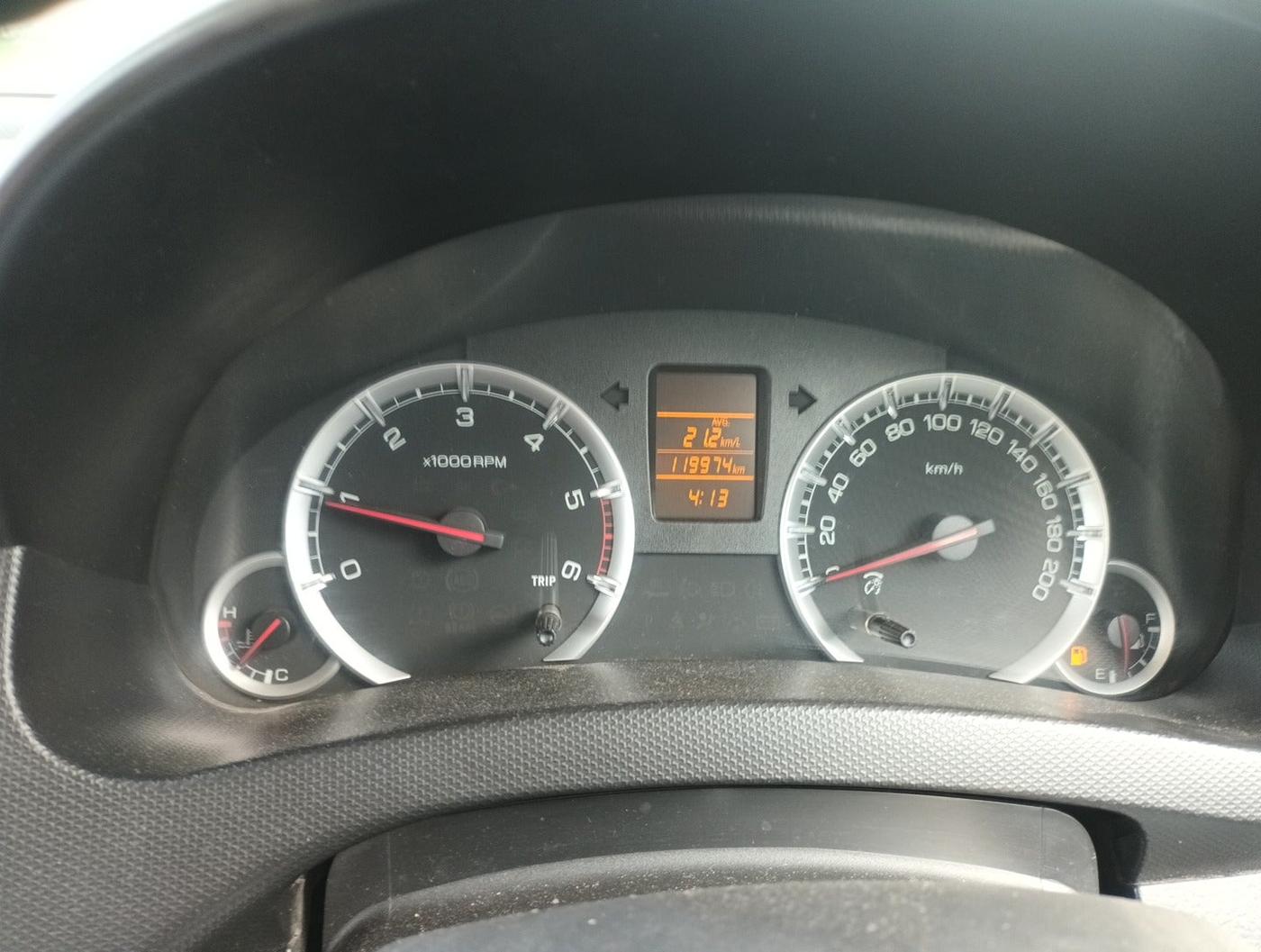 2015 Maruti Swift VDI ABS, Diesel, Manual, 1,19,974 km, interior