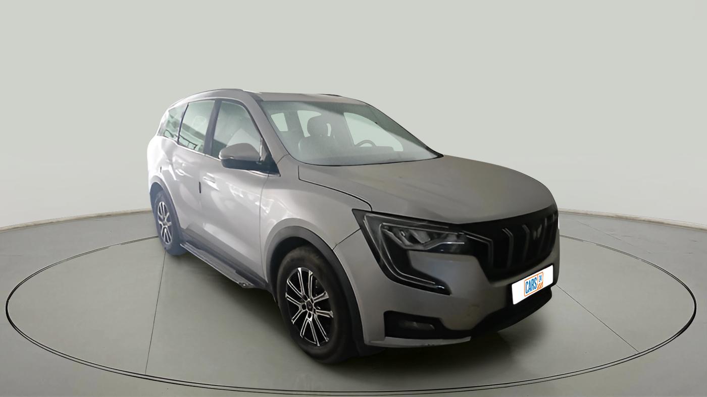2022 Mahindra XUV700 AX 7 P AT 7 STR, Petrol, Automatic, 80,789 km, exterior