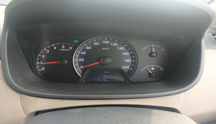 2015 Hyundai Xcent S 1.1 CRDI, Diesel, Manual, 1,11,575 km, interior