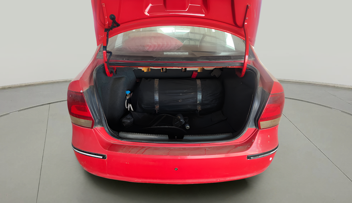 2010 Volkswagen Vento HIGHLINE 1.6 MPI, Petrol, Manual, 1,20,888 km, exterior