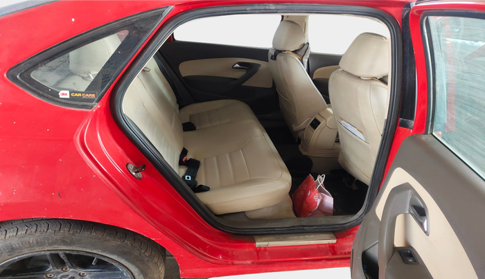 2010 Volkswagen Vento HIGHLINE 1.6 MPI, Petrol, Manual, 1,20,888 km, interior