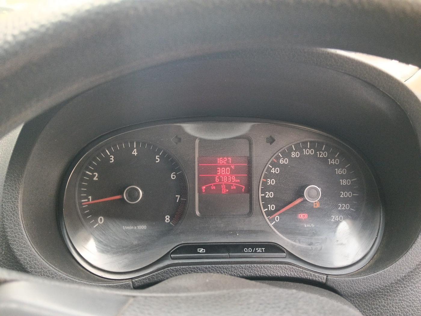 2011 Volkswagen Polo COMFORTLINE 1.2L PETROL, Petrol, Manual, 67,838 km, interior