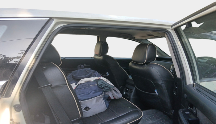 2018 Tata Hexa XE 4X2 7 STR, Diesel, Manual, 69,700 km, interior