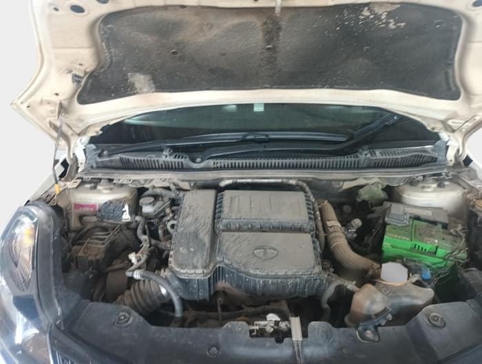 2017 Tata NEXON XM DIESEL, Diesel, Manual, 1,57,918 km, exterior