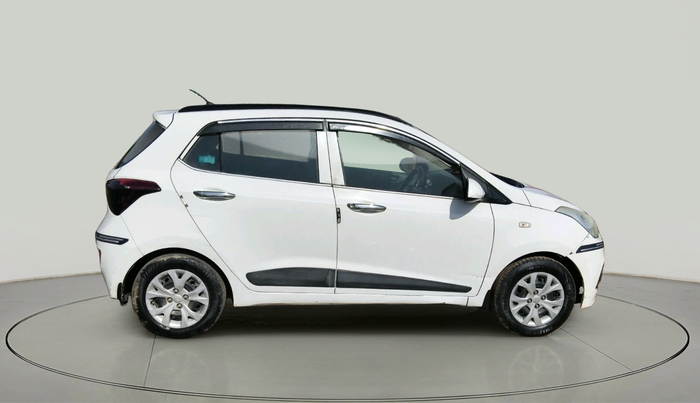 2013 Hyundai Grand i10 MAGNA 1.1 CRDI, Diesel, Manual, 1,19,347 km, exterior