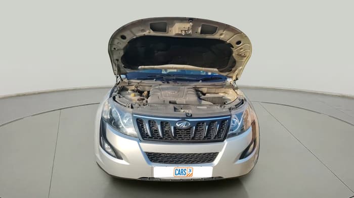 2016 Mahindra XUV500 W6 1.99, Diesel, Manual, 66,115 km, exterior