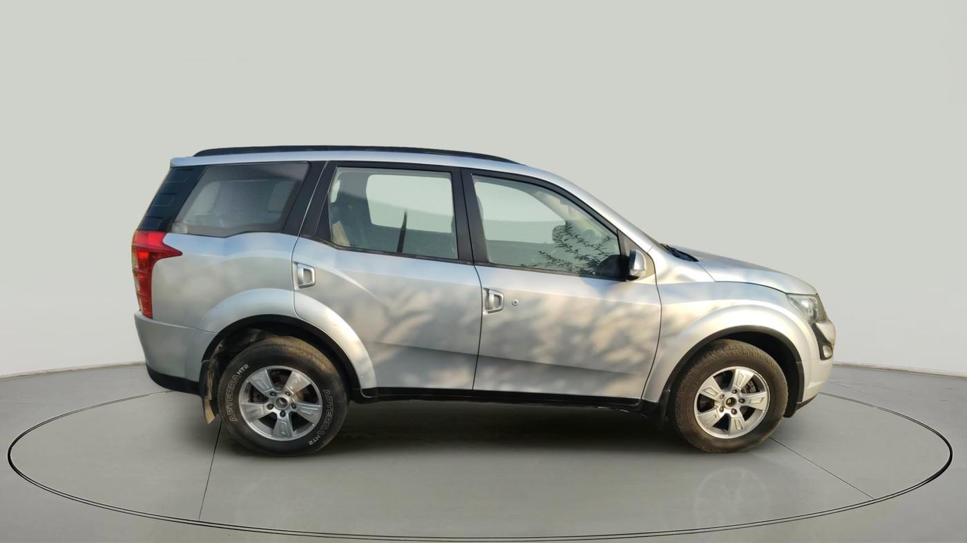 2016 Mahindra XUV500 W6 1.99, Diesel, Manual, 66,115 km, exterior