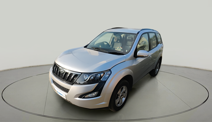 2016 Mahindra XUV500 W6 1.99, Diesel, Manual, 66,115 km, exterior