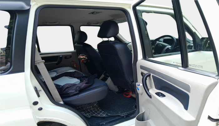2021 Mahindra Scorpio S11 2WD, Diesel, Manual, 79,352 km, interior