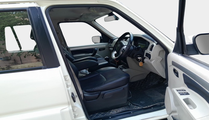 2021 Mahindra Scorpio S11 2WD, Diesel, Manual, 79,352 km, interior