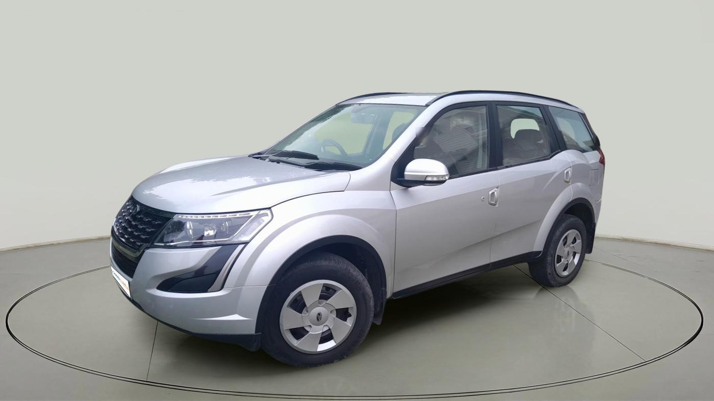 2019 Mahindra XUV500 W7, Diesel, Manual, 37,339 km, exterior