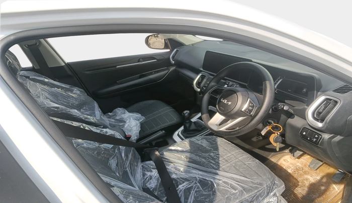 2025 KIA SONET HTE (O) 1.2 Petrol MT, Petrol, Manual, 184 km, interior