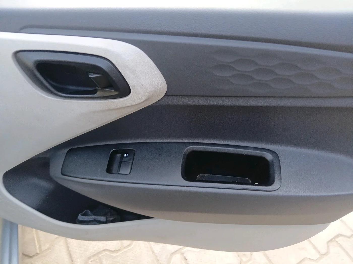 2020 Hyundai AURA E 1.2, Petrol, Manual, 36,002 km, interior