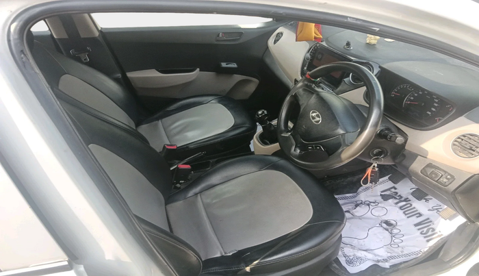 2018 Hyundai XCENT PRIME T  VTVT CNG, Petrol, Manual, 1,25,951 km, interior