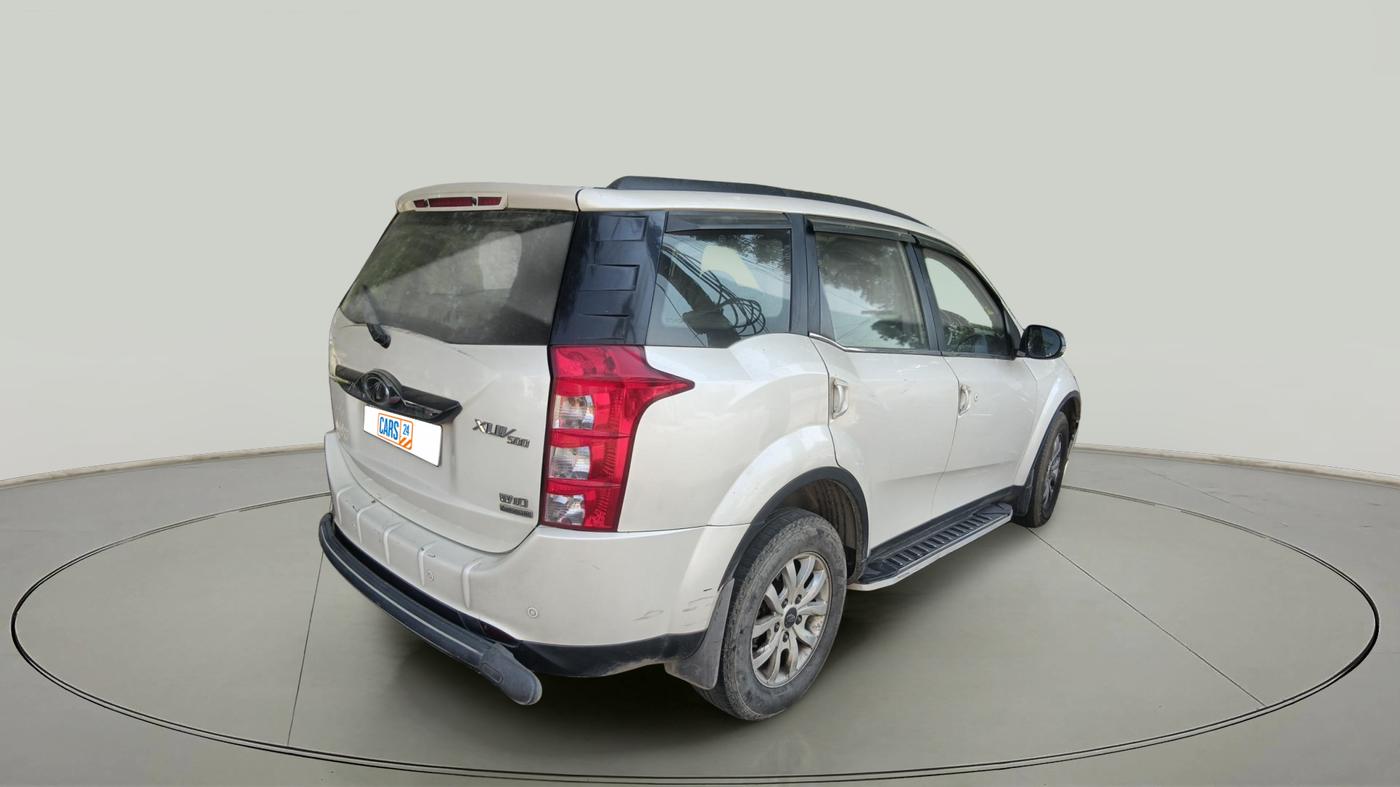 2017 Mahindra XUV500 W10 AT, Diesel, Automatic, 1,67,308 km, exterior
