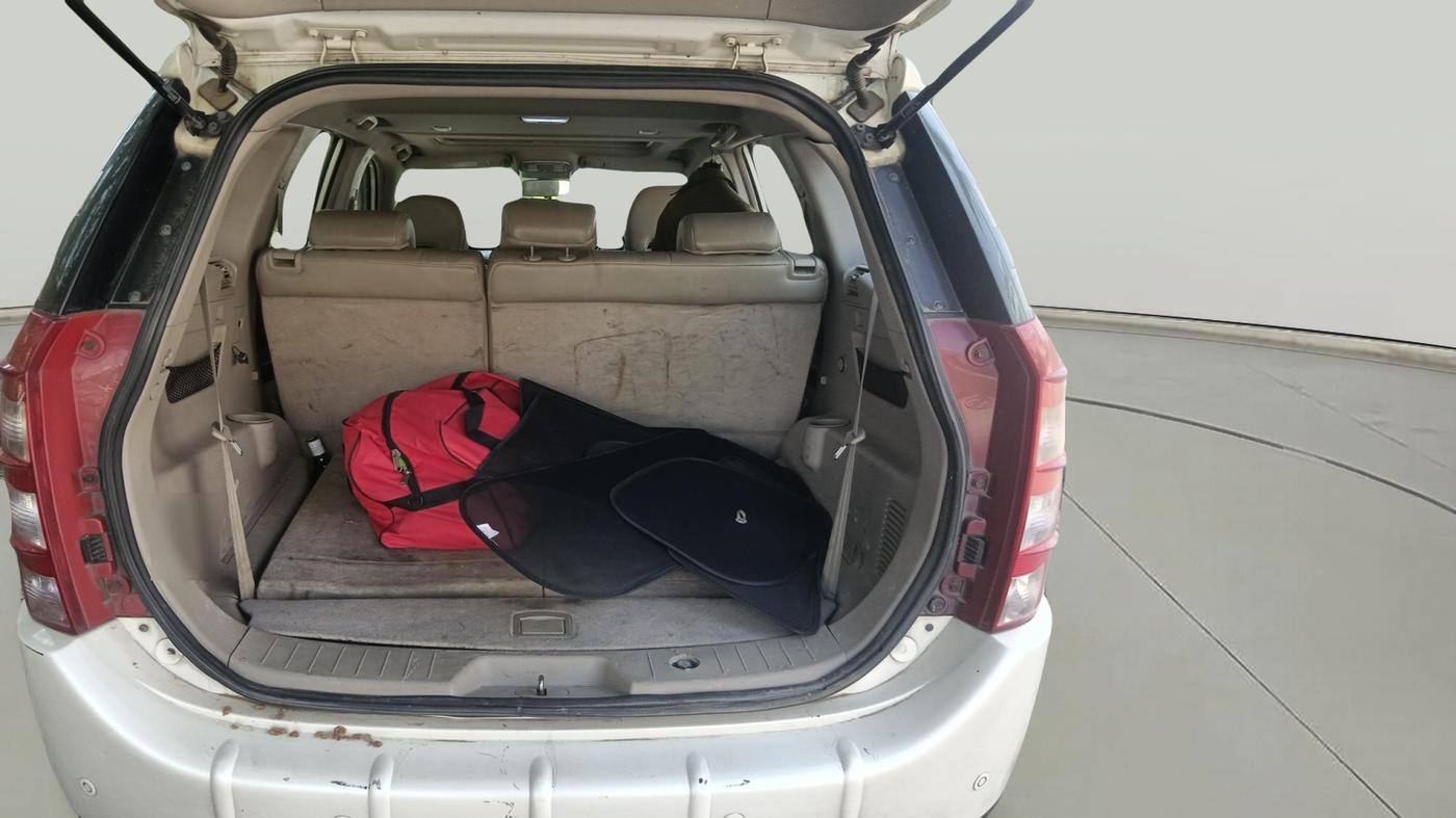 2017 Mahindra XUV500 W10 AT, Diesel, Automatic, 1,67,308 km, exterior