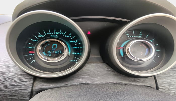 2017 Mahindra XUV500 W10 AT, Diesel, Automatic, 1,67,107 km, interior