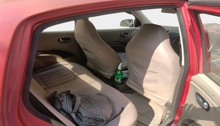 2011 Hyundai i10 MAGNA 1.2, Petrol, Manual, 1,11,357 km, interior