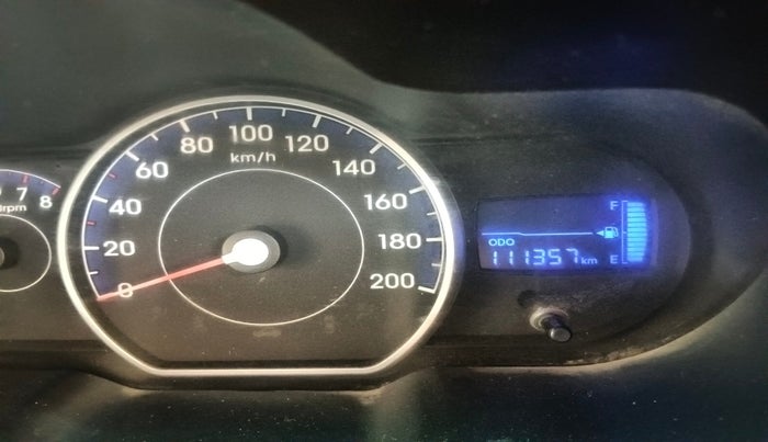 2011 Hyundai i10 MAGNA 1.2, Petrol, Manual, 1,11,357 km, interior